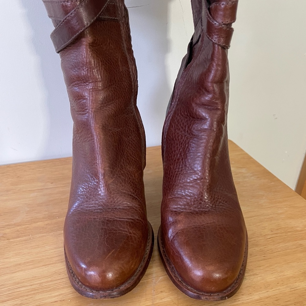 UGG Women's Chestnut Brown Pebbled Leather Heeled Boots, Size 8 - Picture 7 of 14